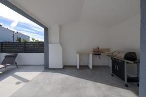 Villa Meri with private pool and sea view