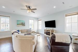 Bayside Resort --- 32418 Juniper Terrace