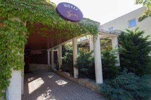 Hotel Trzy Światy Spa & Wellness Rajska WySpa