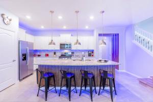 Themed Home wPvt Pool and Game Room in Resort