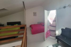Beautiful T3 with balcony - near beach