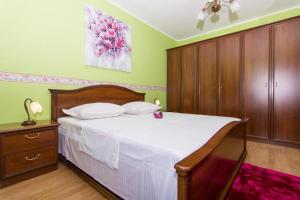 Apartments with parking space Okrug Gornji, Ciovo - 22799