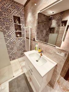 Wilaya Sunset Luxe, Private Jacuzzi & Hamam, Tetuan