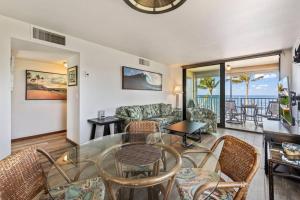 Kihei Beach Resort 501- Remodeled 2 bedroom oceanfront gem on 6 mile beach