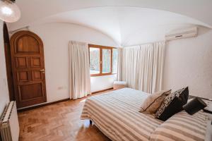 Excelente ubicacion! Casa grande con parrilla