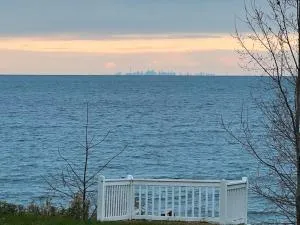 Home away on Lake Ontario - Newfane