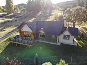 Villa Soñada - Encantadora Casa para 6 Personas - Esquel