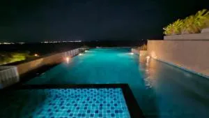 The Blu X Seaview F6 - Ban Bang Saen (1)