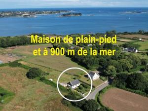 Maisons de vacances Holiday Home in Kerbors near Cote de Granit Rose : photos des chambres