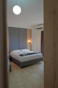 Triple Room with Sea View room in Hotel Esmerald Ksamil