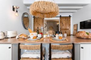 57 Bee OLD TOWN Lagos - Character House near Beach & Marina