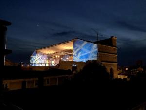 Duplex rare avec terrasse vue à 360 Théâtre