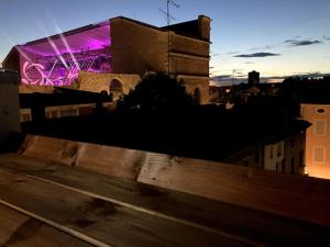 Duplex rare avec terrasse vue à 360 Théâtre