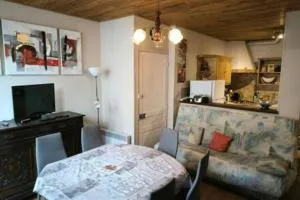 2 pièces au centre-ville - 拉博莱讷韦聚比