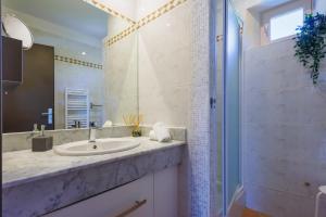 Lou Karo - Piscine partagée - Parking privé