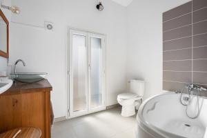 Maisons de vacances L'Ostal de Pomerols - Grande maison pour 10 : photos des chambres