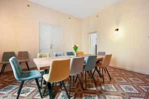 Maisons de vacances L'Ostal de Pomerols - Grande maison pour 10 : Maison 5 Chambres