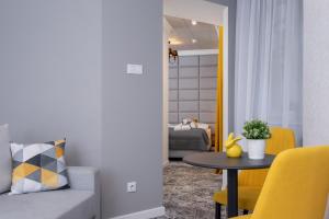 Comfortable and Modern One Bedroom Apartment Cracow by Renters