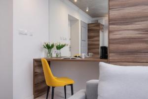 Comfortable and Modern One Bedroom Apartment Cracow by Renters
