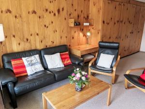 Apartment Apt C 033 by Interhome