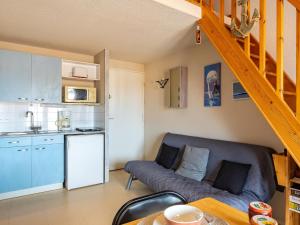 Apartment Les Jardins de lOcéan-42 by Interhome