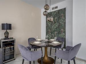 Apartment Marbella Real by Interhome