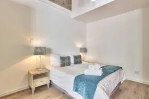 Blue Waters Studio 34 with sea views from Balcony - Bantry Bay