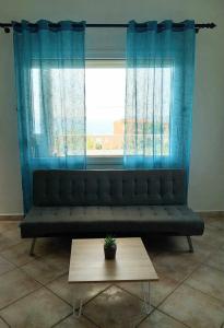 Antonis Rooms