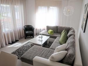 Apartment Apt D 045 by Interhome