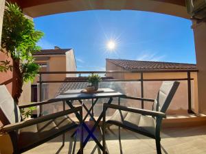 Appartements Coeursanary d'Audrey : One-Bedroom Apartment accessible by lift 