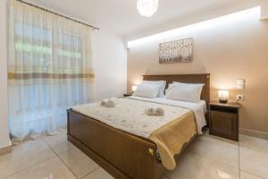 Varkiza Seaside 2BD Apartment