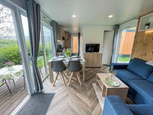 Holiday Home Tiny Haus Altmühlblick by Interhome