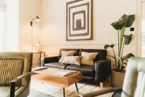 Hotel VARA - 特鲁罗