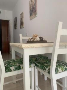 Luminoso y con Airco - D4 - frente a la piscina en Mareverde