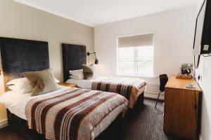 Large Twin Room room in Merchant House