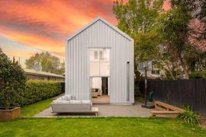 Inner City House - Great Location!
