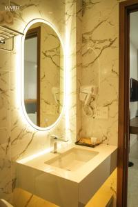 Phòng Deluxe Có Giường Cỡ King (Deluxe King Room)