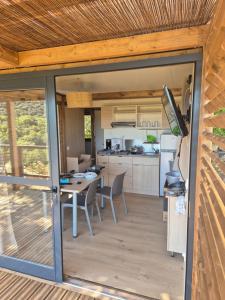 Chalet maisonette dans hameau calme