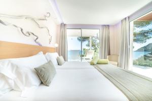 Superior Double Room Sea View room in Melbeach Hotel & Spa - Adults Only