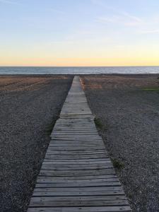 Espectacular residencial en 1a linea con piscina