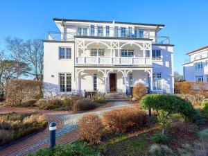 Villa Bakenberg in Binz - WG 13 "Strandläufer" mit Balkon