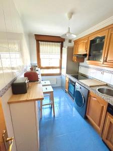 El pisín de Goya: piso luminoso con garaje a pie del centro de Oviedo.