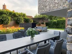 Mayflower, Luxury Norfolk Retreat - Brancaster, Sleeps 4 -12 - Thornham