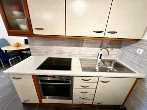 Cozy apartment Nelo near the beach