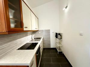 Cozy apartment Nelo near the beach