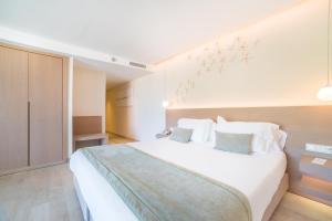 Superior Double Room Lateral Sea View  room in Melbeach Hotel & Spa - Adults Only