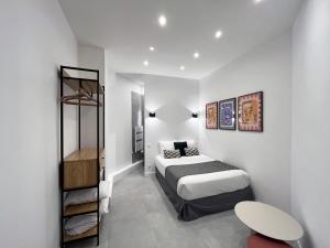 Urban Flat 08 - The Panoramic Flat in Paris