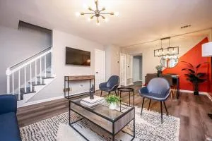 NEW ENTIRE PLACE COZY QUIET 2b2b TOWNHOUSE SP1277 - Adams Crossroads