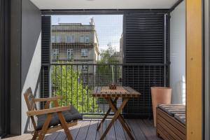 Apartment with Balcony - Masarska 8 Street