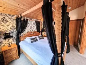 Lomond 2 with Private Hot Tub - Fife - Loch Leven - Lomond Hills - Kelty